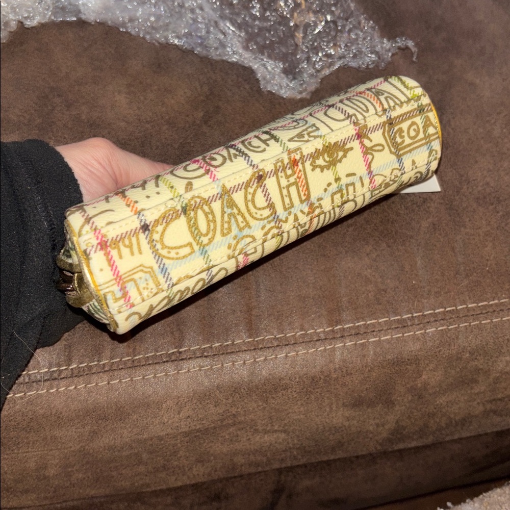 Coach 🆕 y2k tatterstail graffiti gold Coated Canvas Cosmetic Pouch limited rare - Picture 4 of 6